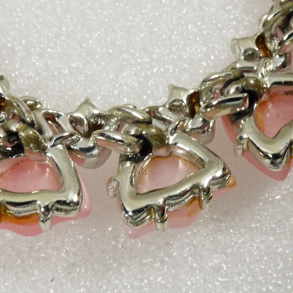 Vintage Coro Pink Thermoset Silver Tone Link Collar Necklace & Clip Earrings Set - Picture 11 of 11